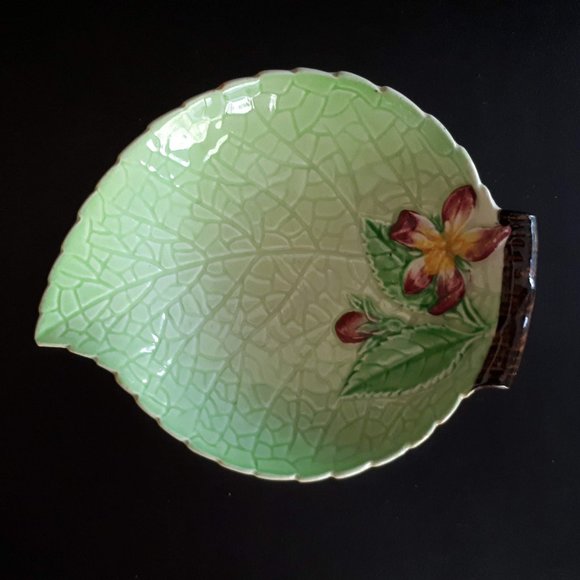 Carlton ware Green Apple blossom leaf plate - Picture 4 of 8